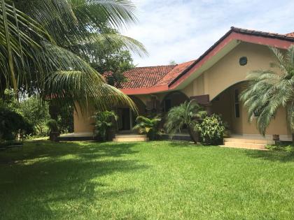 Casa de playa en venta ubicada en Las Veraneras Villas & Resort Sonsonate
