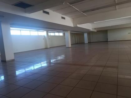 VendoEdificio Comercial en Ciudad Delgado