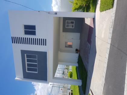 S/V CASA DE 2 PLANTAS NUEVA EN CDAD MARSELLA