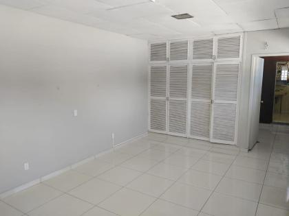 SAN BENITO - ESPACIO PARA OFICINA - ALQUILER